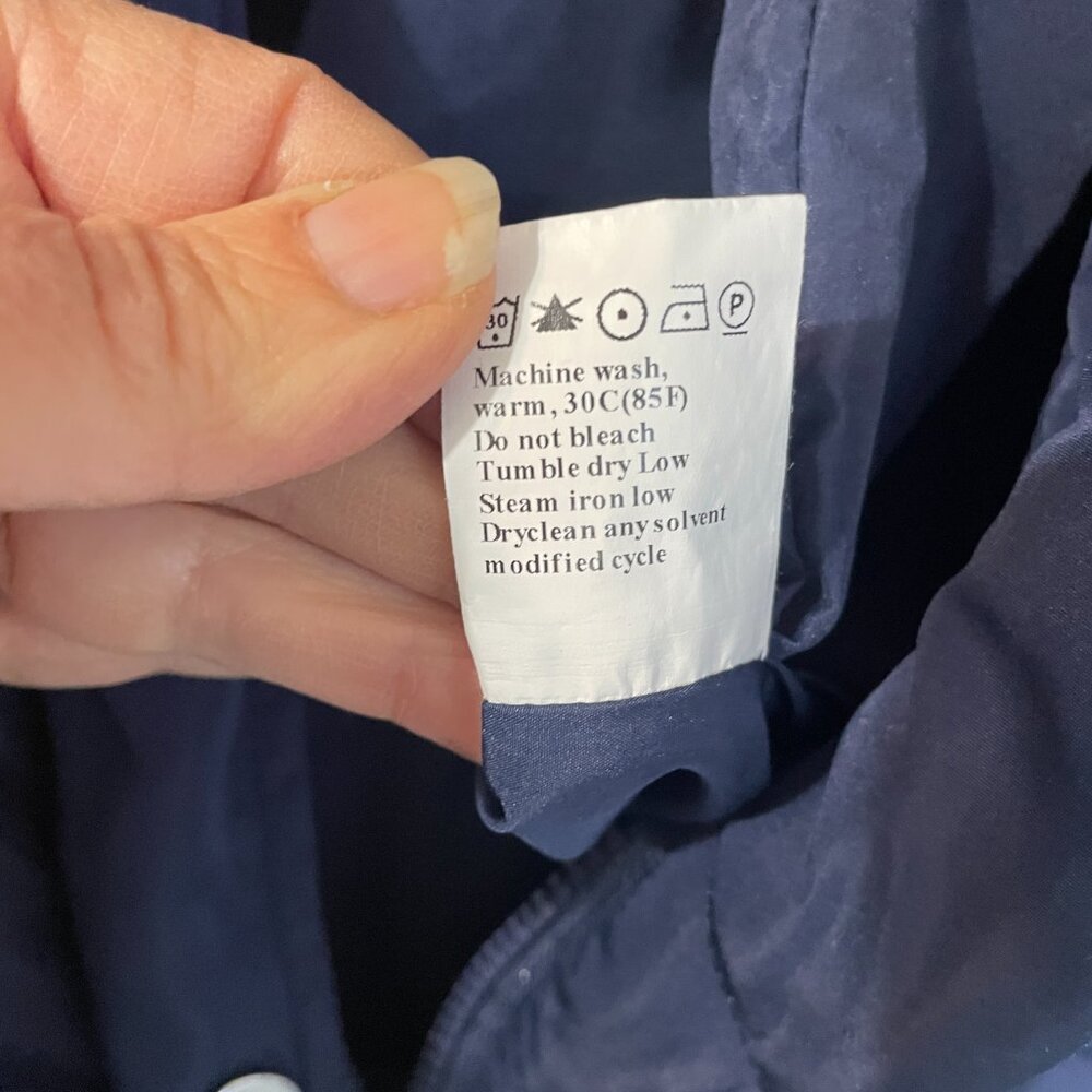 DOKOTOO Women's Quilted Long Navy Vest. XL - Picture 4 of 7